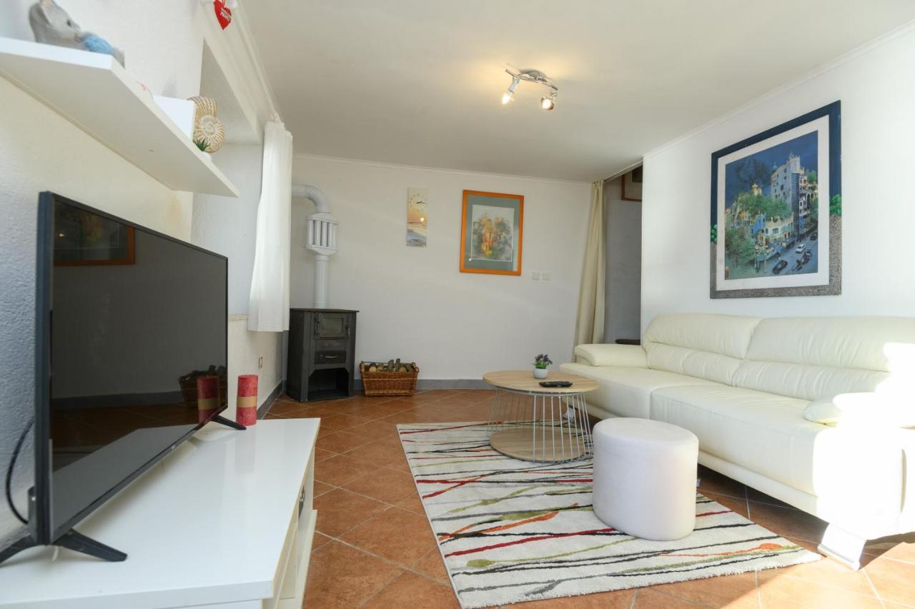 Village house Ana Dubravica Extérieur photo